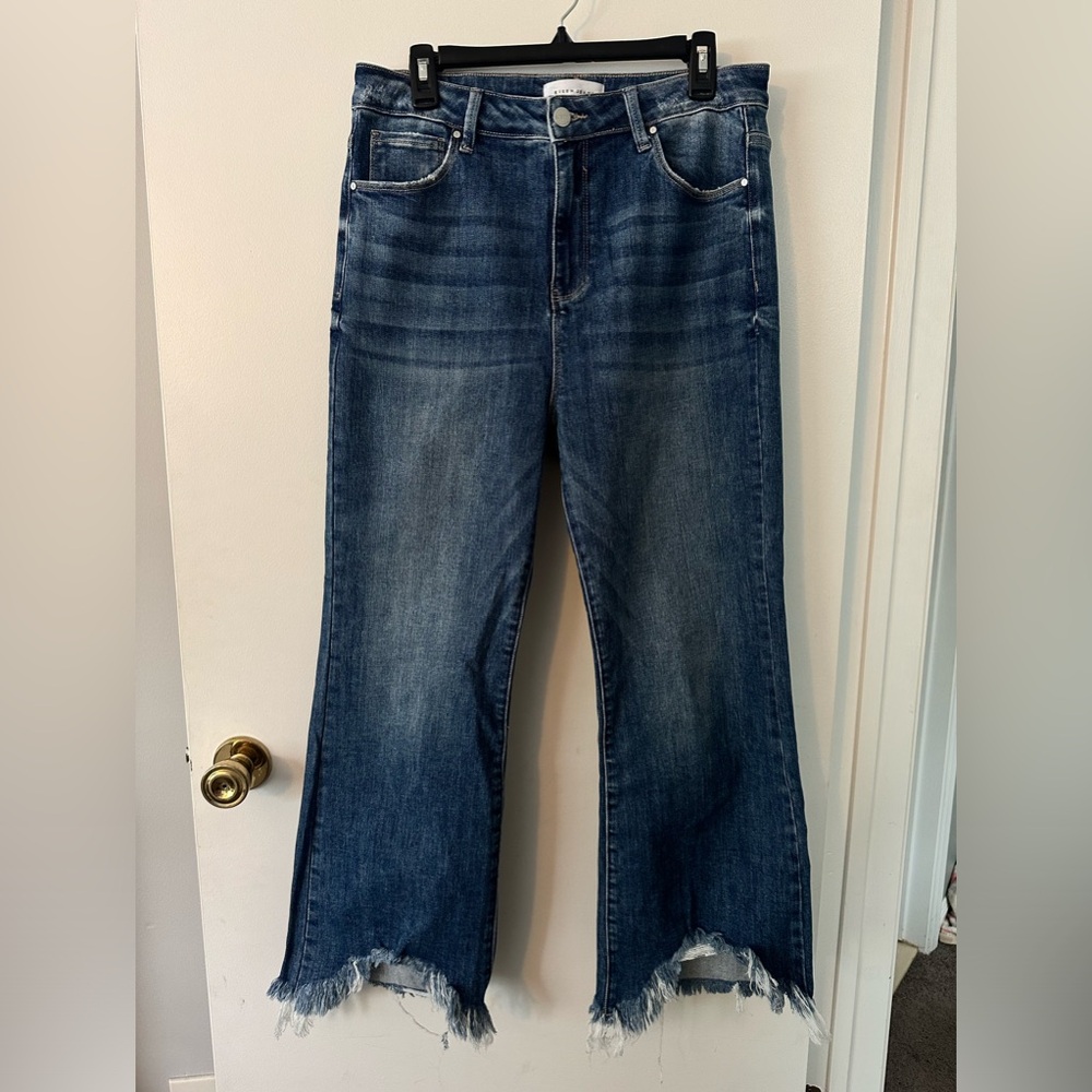 Risen Distressed Jeans